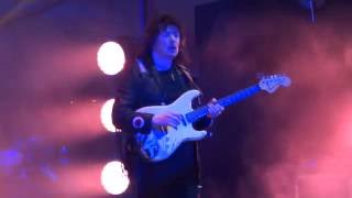 2016\06\17 - Ritchie Blackmore&#39; Rainbow with Since You Been Gone\Man on the Silver Mountain medley