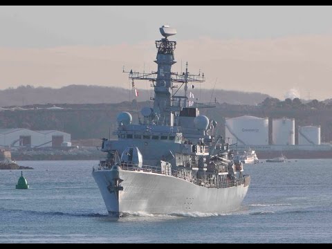 HMS SOMERSET F82 CROSSES FIRESTONE BAY AT WESTERN KINGS AND ENTERS DEVONPORT - 24th February 2017