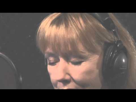 Ieva Akuratere Margrietinas