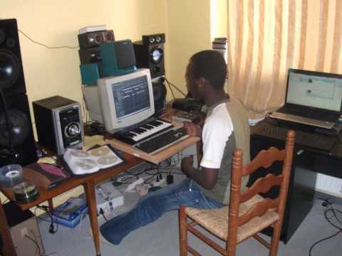 KUDURO COM OS BABILONIA ATROPA COM SANGUE