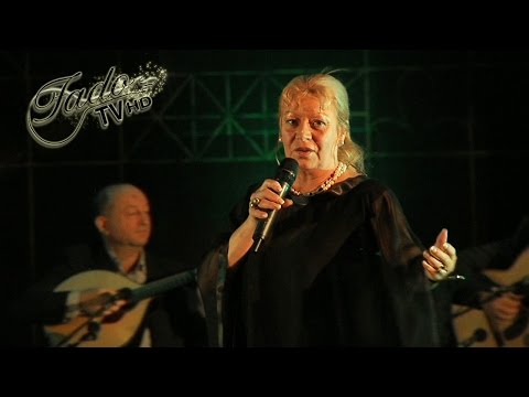 Dina do Carmo          " À Beira do Cais "