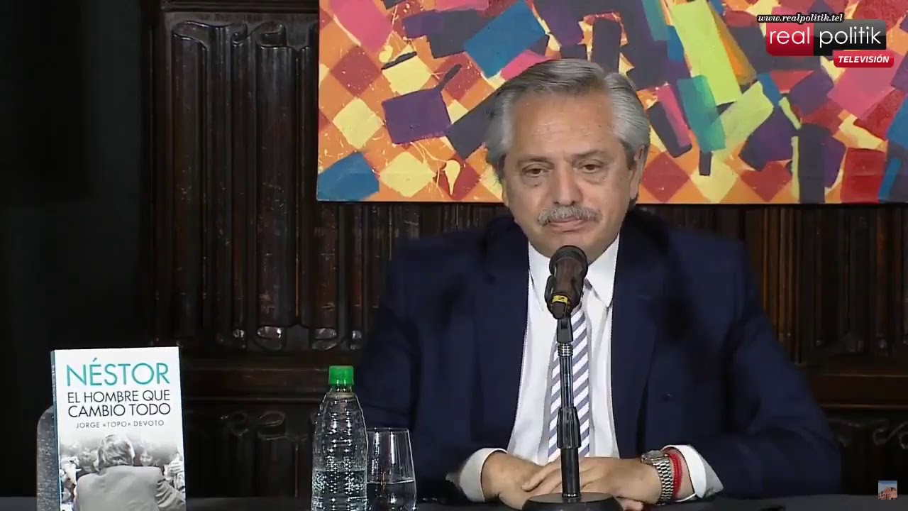 Alberto Fernández presenta el libro “Néstor, el hombre que cambió todo”