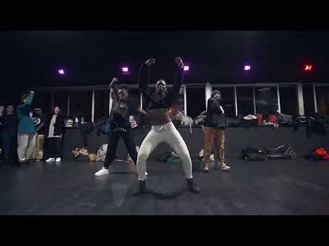 ROLLIN’ Mist ft. Burna Boy - Class video - lil’GBB - MRG & LAX Studios