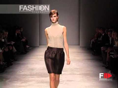 "Prada" Spring Summer 2002 Milan 1 of 3 pret a porter women by FashionChannel