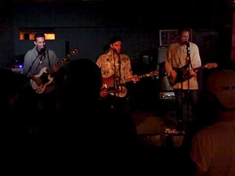 The So So Glos--  Diss Town