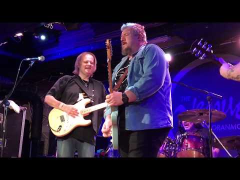 Walter Trout wsg The Nimmo Brothers Blues Jam Oran Mor Glasgow 28 11 2018