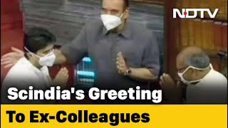 When Jyotiraditya Scindia Came Face-To-Face With Ex-Congress Colleagues | DOWNLOAD THIS VIDEO IN MP3, M4A, WEBM, MP4, 3GP ETC