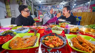 Indonesia Seafood Paradise!! 🦐 23 DISHES IN ONE DAY - Best Food in Makassar! - YouTube