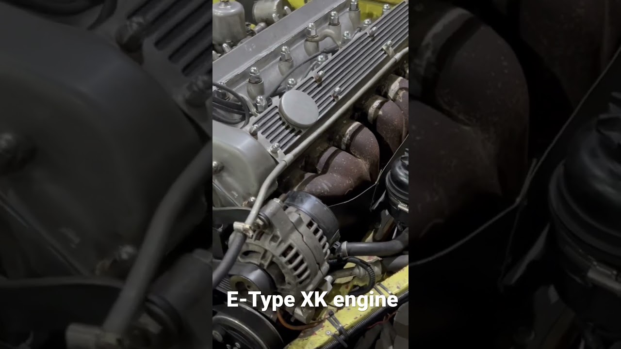 Jaguar XK engine on E-Type idle