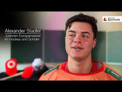 #2Welten - Alexander Stadler zwischen Schule und Hockeyplatz