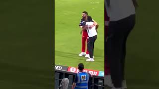 Fan Touch virat's feet During RCB vs LSG match😍|IPL 2023🔥|#shorts #ipl #viral #reels #viratkohli