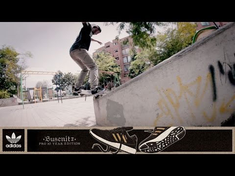 Alejo probando los Adidas Busenitz