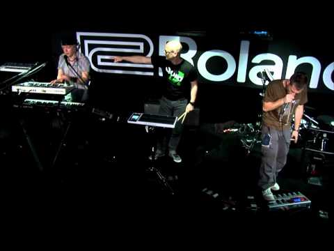 V-Topia & Dub FX - Live at NAMM 2011
