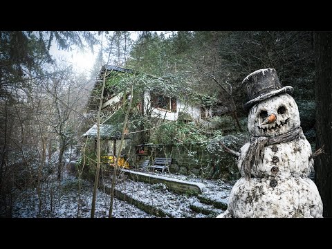 I Explored a Secluded Fairy-Tale House Abandoned in the Snow