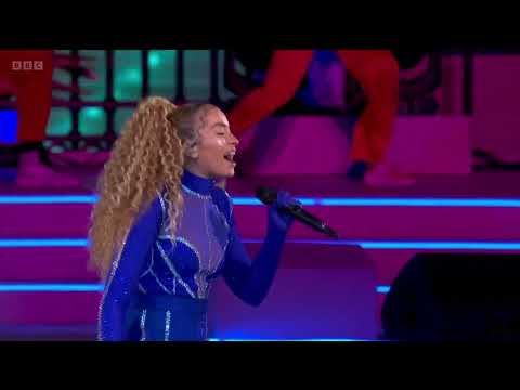 The Queen Platinum Jubilee Party at the Palace   11   Sigala