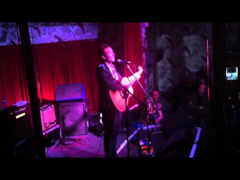 Marcus Foster - Memory Of Your Arms LIVE at The Deaf Instit