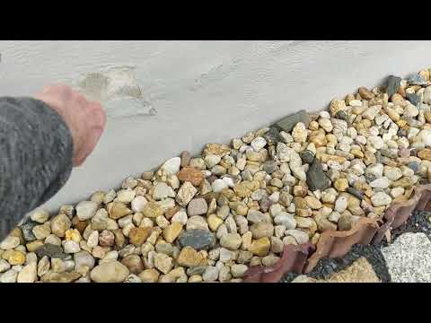 Fehlschlag: Sockelputz Ostseite