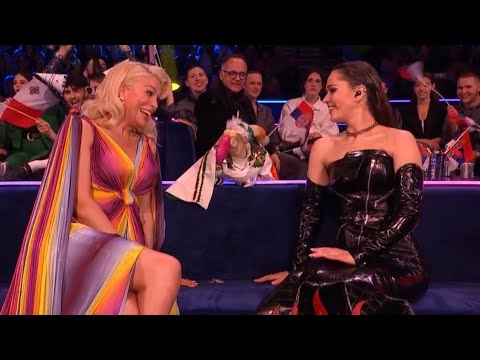 Eurovision 2023 - Hannah Waddingham and Julia Sanina Meet Dustin the Turkey