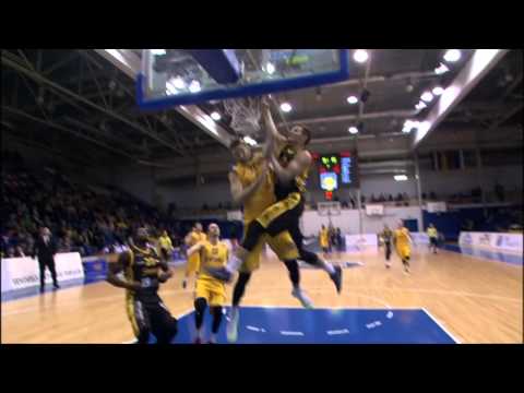 Modestas Kumpys - dunk on Z.Peiners (BC Siauliai - BC Ventspils)