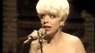 Julie Cruise &quot;Rockin&#39; Back Inside My Heart&quot; Live on Night Music 1989