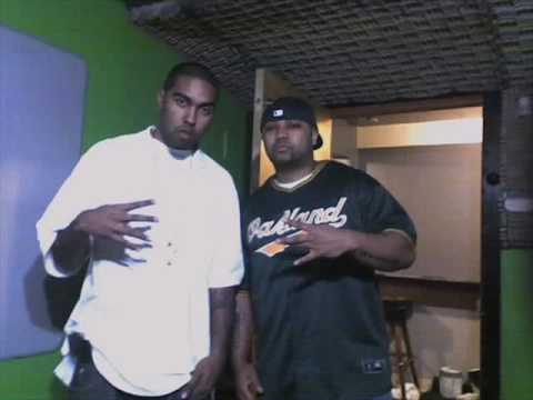 Renz Julian-Clap, Clap feat. Clyde Carson