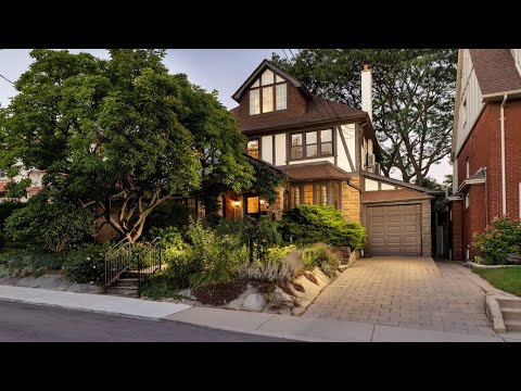 21 Grenadier Heights, Toronto