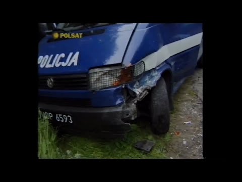 Clio uderza w radiowóz - Rajd Polski 1997
