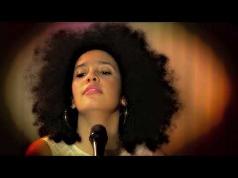 CHILA LYNN - Clown (Official Acoustic Sessions Video) Emili Sandé cover