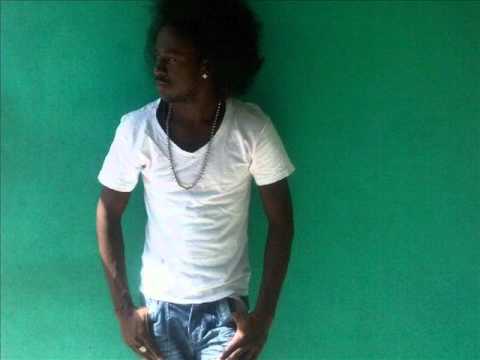 Navino - Falling For You (Chain Reaction Riddim) LMR Productions [June 2011]