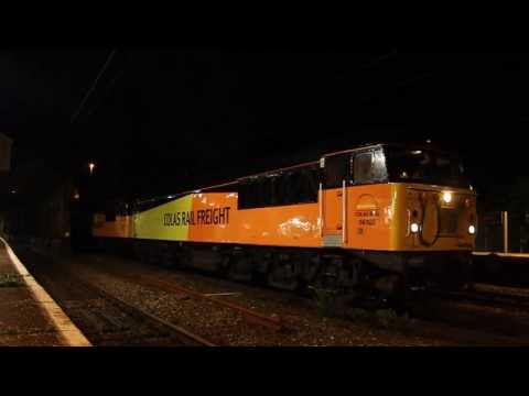 56105 & 56087 double heading 6C37 from Crewe 05/07/13