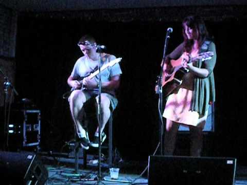 [Laura Brino/Lily and the Pearl] Goyte/Adele Mashup Live: Somebody that I used to know like you...