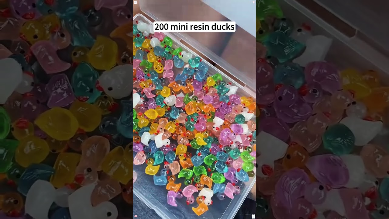 200 Mini Glow-in-the-Dark Resin Ducks #Resin #Ducks #MiniDucks #fok #BackToSchool