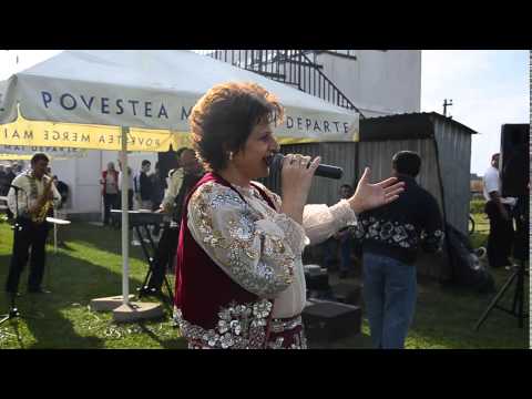 Gabi Mehedinti Nicolaevici...Zilele Satului Giarmata Vii 2014