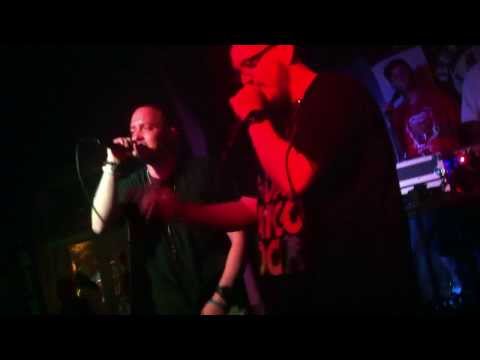 Knox Money & Astray - Smoke Face live at the Bullfrog in Redford, MI 8/17/2013