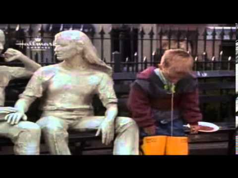 Un Papa Genial - Escena del Escupitajo