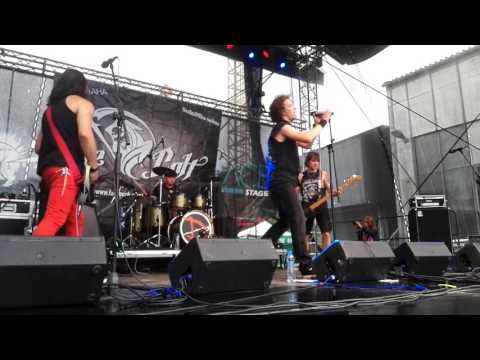 DeColt - DeColt - Na co čekáš (masters of rock 2016)