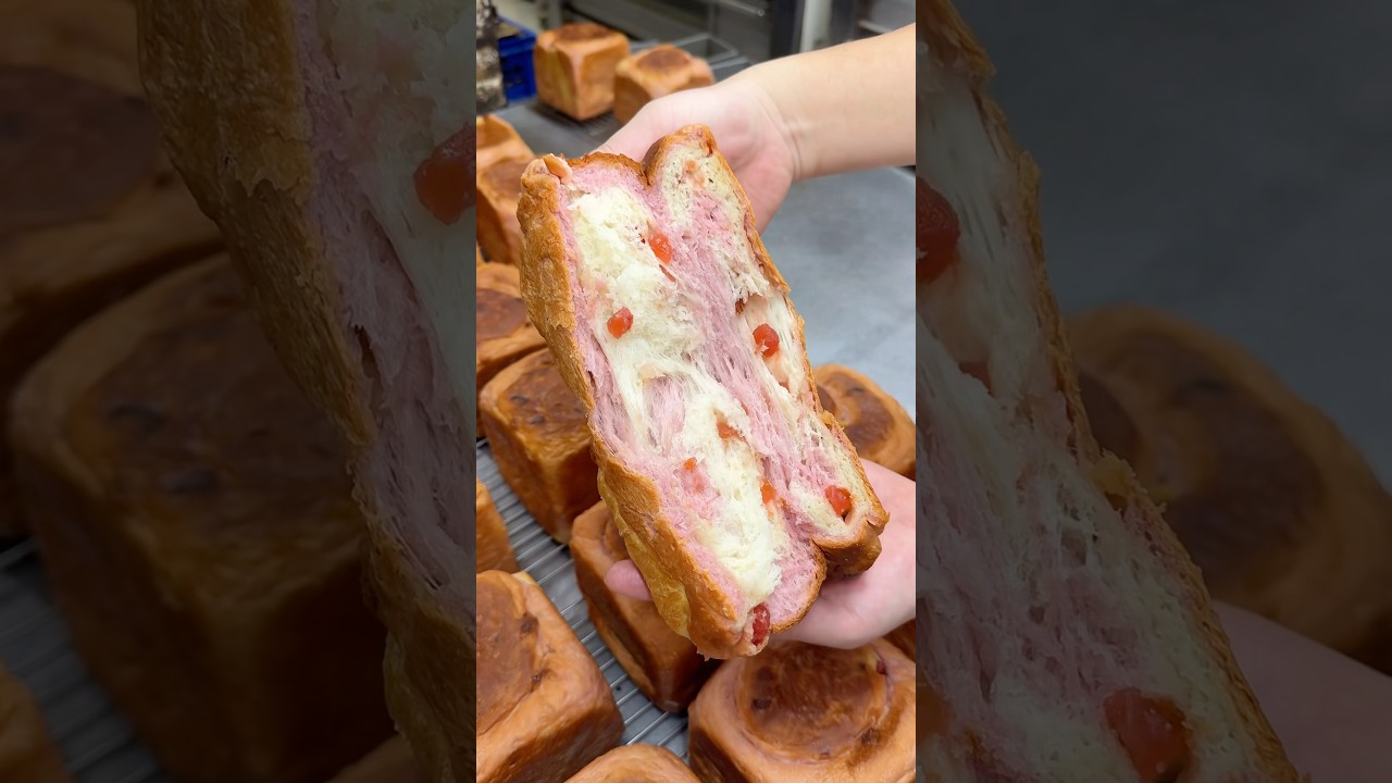 【Fluffy Strawberry Milk Bread】#japanesefood #もぐてれグルメ