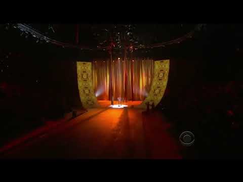 rihanna the runway victoria's secret fashion show 2012