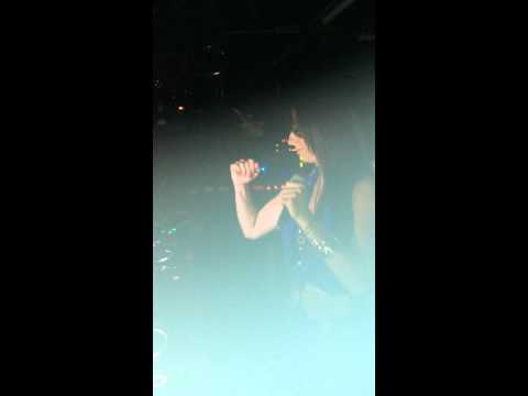 Lisa Pure singing Roger Sanchez "Lost" Live at @SankeysNYC Sunday July 6, 2014