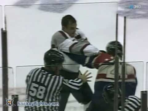 Danny Syvret vs Matthew Ford