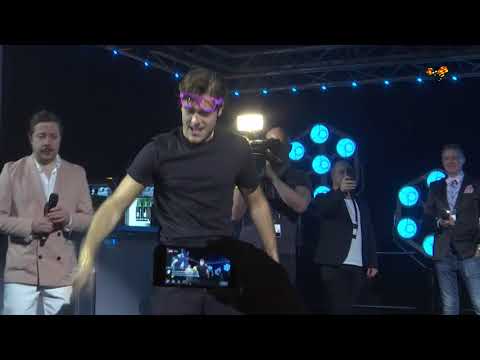 Så firar Benjamin Ingrosso vinsten!