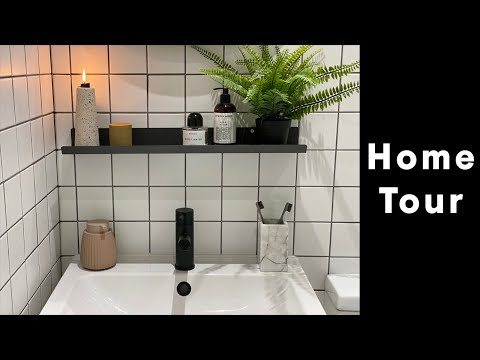 One bedroom flat in Glasgow for sale. Offers over £79,000.