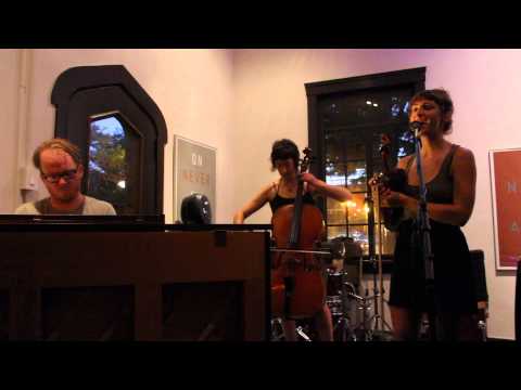 07/18/2013 Dorota Szuta (violin) & Nick Jaina (piano) & Danah Olivetree (cello)