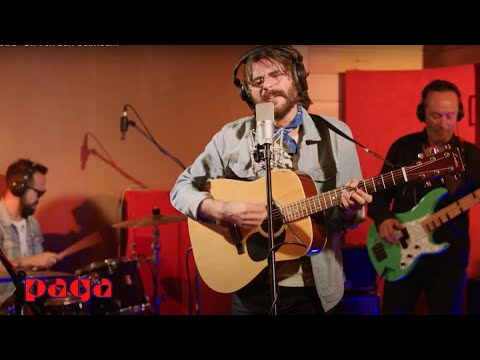 Ozan Kotra - Bir Tek Sen Gelmedin