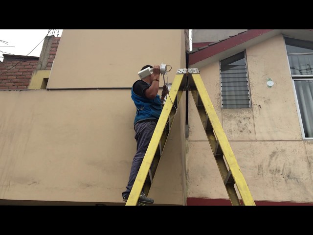Vídeo relacionado con Soporte Universal para Montaje en Pared para Cámara, Soporte Cámara Pared Metal, Soporte de Montaje en Pared para Cámara Domo, Soporte de Cámara para Cámara Exterior