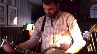 Sierra Hull&#39;s &quot;Don&#39; Pick Me Up&quot; Intro on Banjo