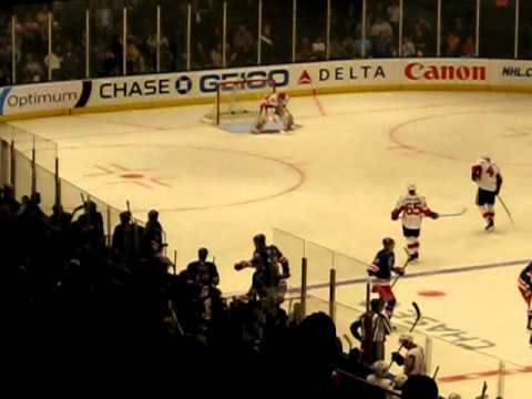 Brian Boyle's Goal vs Senators 10/01/2010