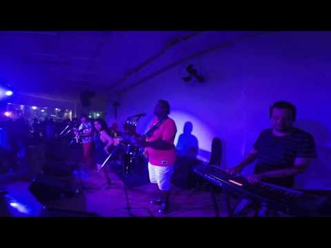 Sambasonics com Dea Rodeguero na Galeria Olido   Sabadá