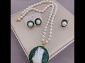 collection de bijoux en perles baroques naturelles