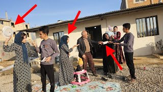 Download lagu Masoumeh's anger at Soroush's sacrifice to free Rasoul with a bank check mp3 Download lagu Masoumeh's anger at Soroush's sacrifice to free Rasoul with a bank check mp3